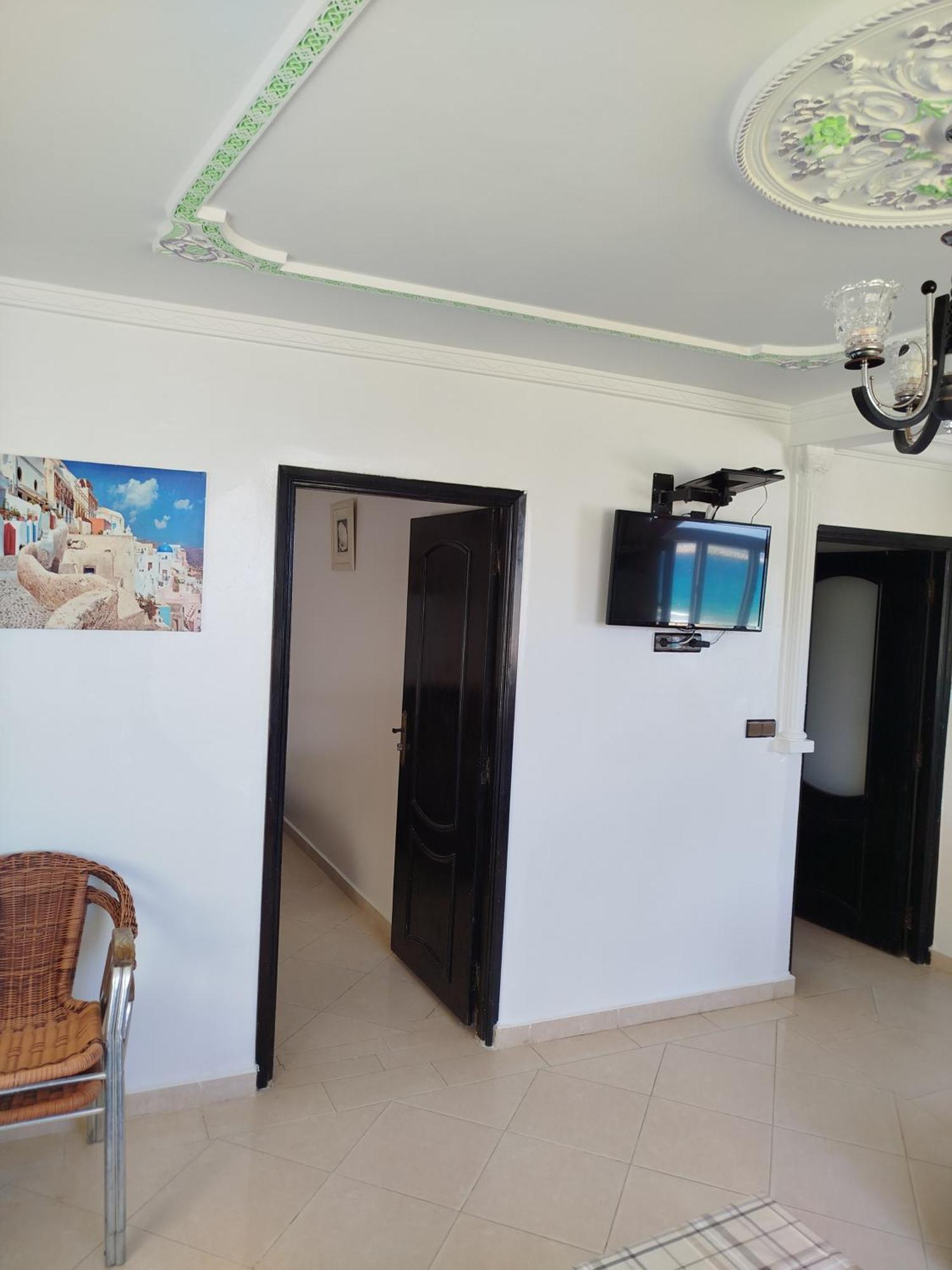 Apartment Corniche Ksar Sgher 크사르 에스 스기르 외부 사진