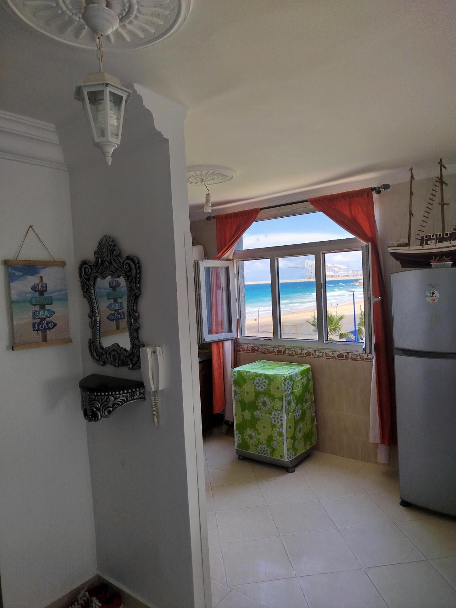 Apartment Corniche Ksar Sgher 크사르 에스 스기르 외부 사진